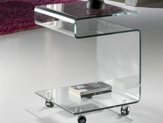 Стеклянный столик Glass на колесах с полкой 