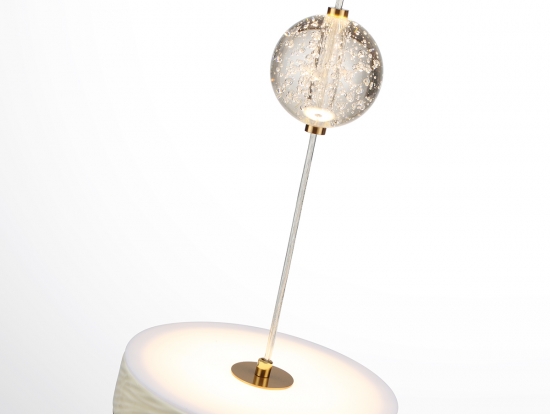 Стеклянный шар в отделке подвеса Riviera Odeon light